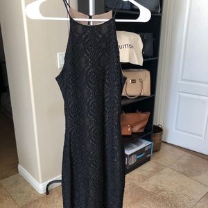 Mid black lace dress